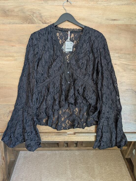 Free People Tops - Free People Lace Blouse Top Womens Large Black Flare Sleeve Button Front NWT